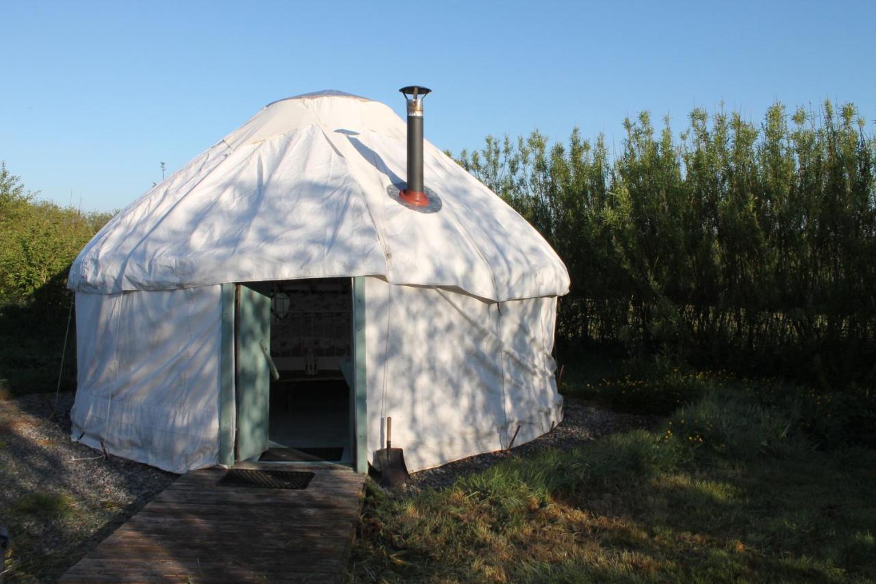 האברפורדווסט Mill Haven Place Glamping Yurt 3 מראה חיצוני תמונה